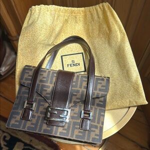 Fendi Black and Brown Shoulder Bag with Iconic Design